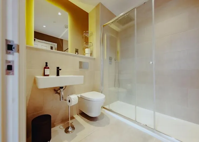 Apartamento 3-story Townhouse - Sleeps 8 Leeds (West Yorkshire)