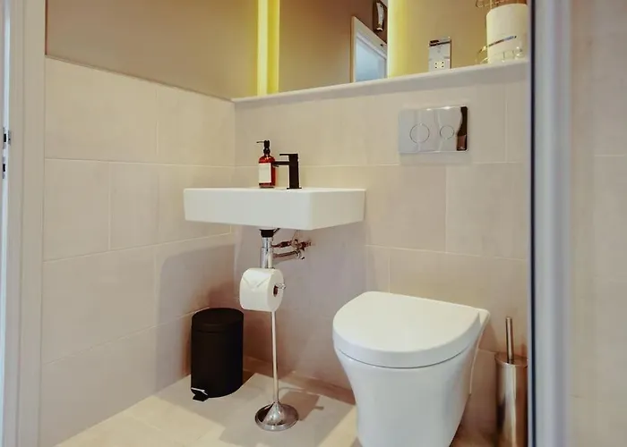 3-story Townhouse - Sleeps 8 Apartamento *