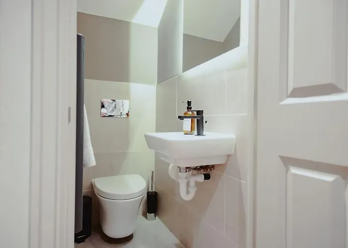 3-story Townhouse - Sleeps 8 Apartamento Leeds (West Yorkshire)